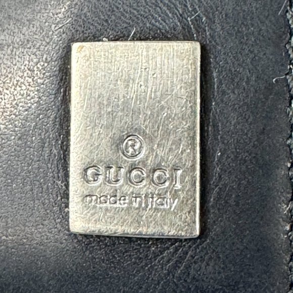 Authentic Vintage Gucci Dark Blue Soft Leather Bi-fold Wallet - Picture 2 of 16